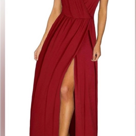Red maxi dress with slit - Picture 4 of 6